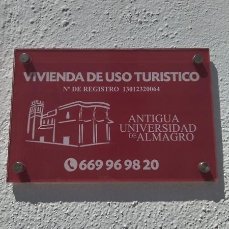 Apartamento Turistico Antigua Universidad Almagro Exterior foto