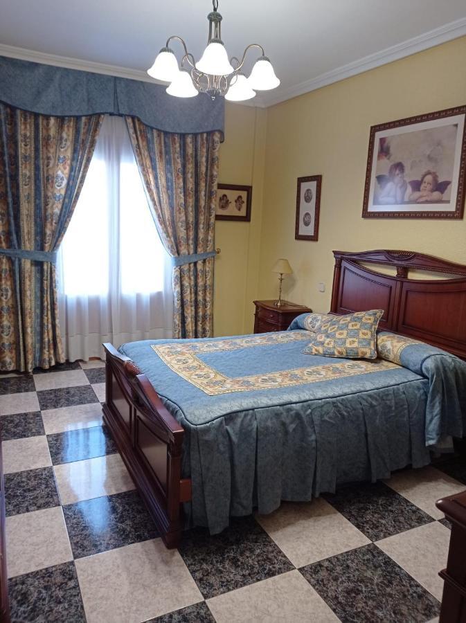 Apartamento Turistico Antigua Universidad Almagro Exterior foto